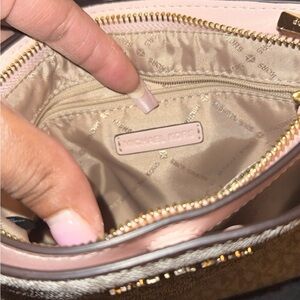 Micheal kors medium size crossbody.